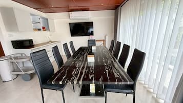 Superior Apartment | Dining