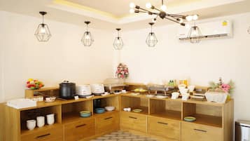 Petit déjeuner buffet