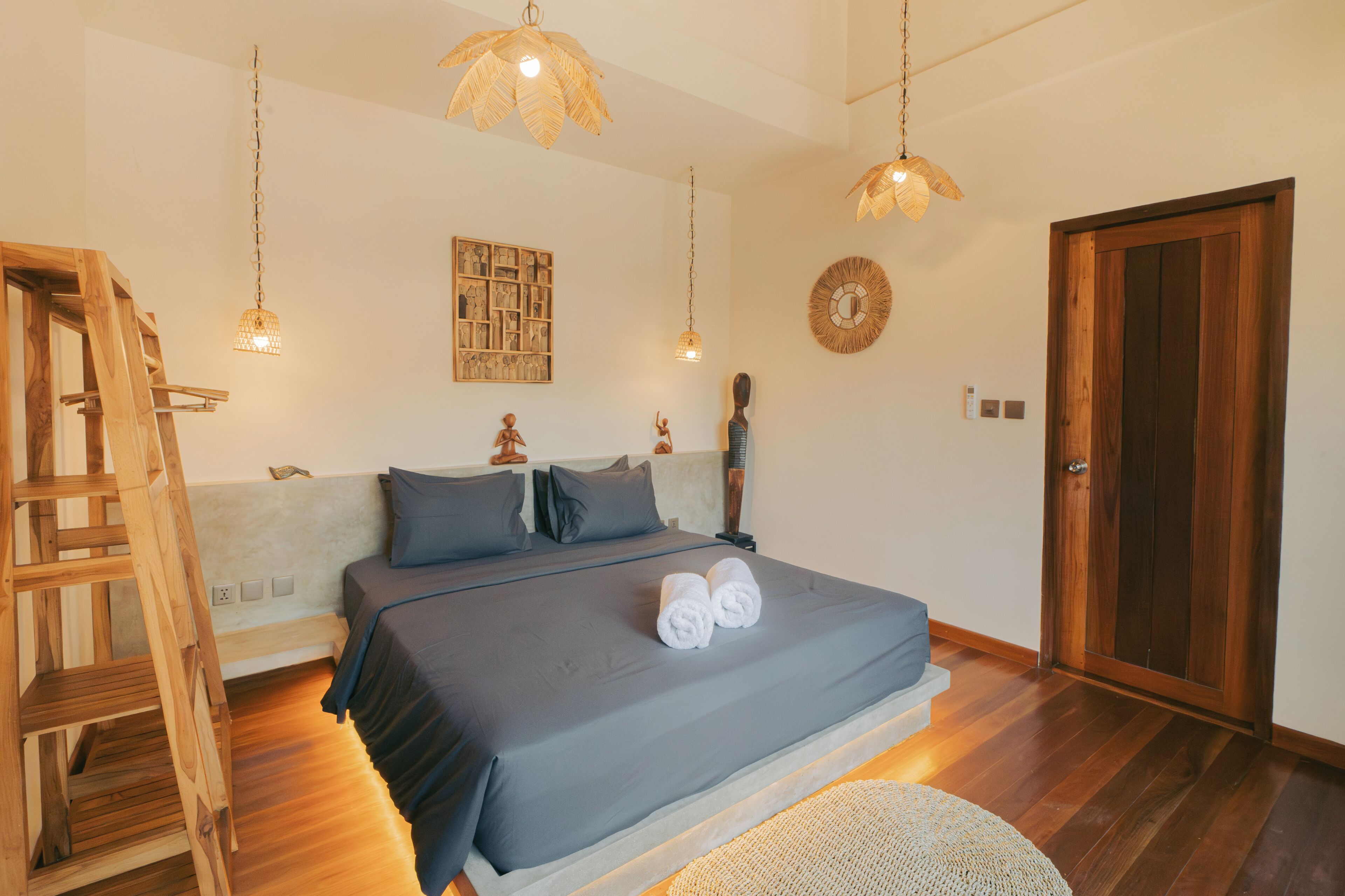 Deluxe Villa, Pool View | In-room safe, free WiFi