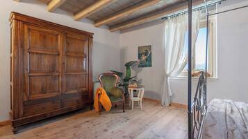 2 Schlafzimmer, Reisekinderbett, kostenloses WLAN