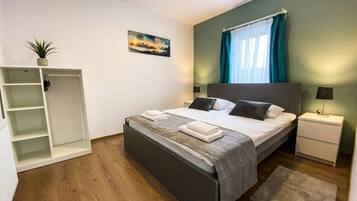 Deluxe Apartment, Garden View