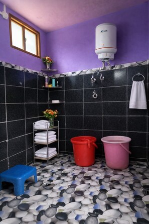 Bathroom - Sotra's Shivadelic (Sainj)