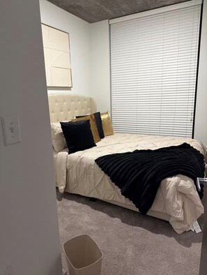 Room - Modern Luxury Stay Skyline Views Stylish & Spacious (Birmingham)