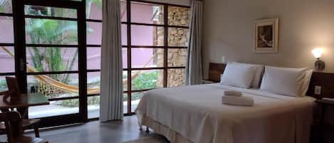 Premium bedding, iron/ironing board, free WiFi, bed sheets