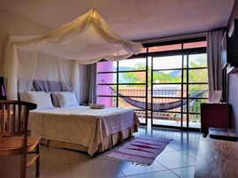 Suite de lujo | Baño | Artículos de higiene personal gratuitos, toallas, jabón y champú