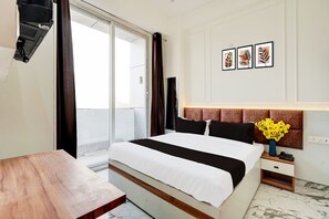 Room - Super Collection Surajpur Chowk Greater (Noida)