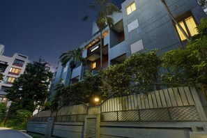 Exterior - Super Townhouse  Formerly Silver Crest (PuneAirport Road, Viman Nagar, Pune)