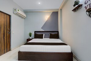 Room - Super Hotel O Dadri Main  Greater Noida (Noida)