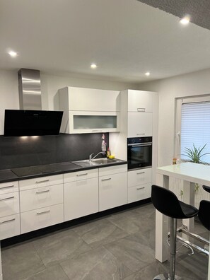 Private kitchen - Vrbo Property (Malsch)