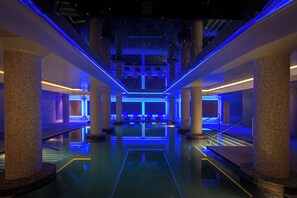 Piscine couverte