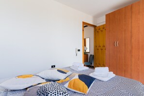 2 Schlafzimmer, Bügeleisen/Bügelbrett, WLAN, Bettwäsche