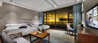 Qixinlong Sightseeing Hotel