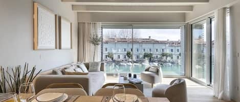 Apartment, Lake View | Living area