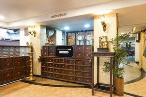 Lobby - Super Townhouse Oak Prabhat Road (Pune)