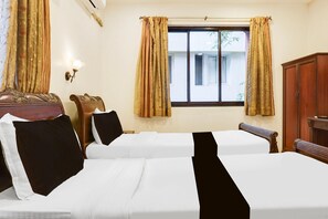 Room - Super Townhouse Oak Prabhat Road (Pune)