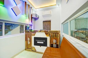 Lobby - Cosy Stays at Anisabad Near Mahavir Sansthan (Patna)