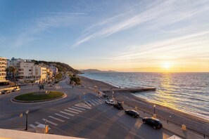 Beach - Molos Seaside Apartment in Rhodes Town (Rhodes)