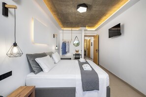 3 bedrooms, iron/ironing board, free WiFi, bed sheets - ArmoniKon Pool Villas - Villa 3 (Rhodes)