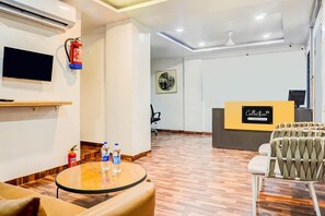 Lobby - Super Collection Manjari Mundhwa Formerl (G-mall, Manjari, Pune)