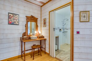 Shower, hair dryer - Guest Room 'Chambre Gabrielle' with Shared Pool, Communal Terrace, and Wi-Fi (Soubès)