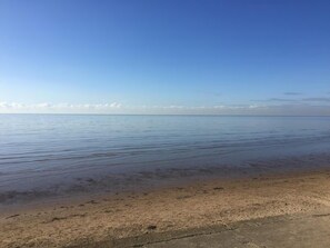 Beach - Apartment Sleeps 4 With Wifi (Lytham St. Anne's)