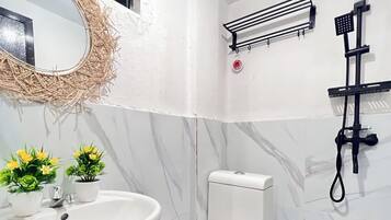 Towels, toilet paper