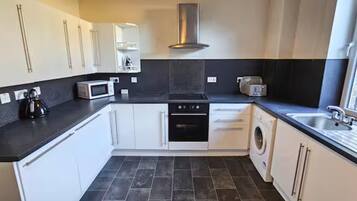 Fridge, microwave, oven