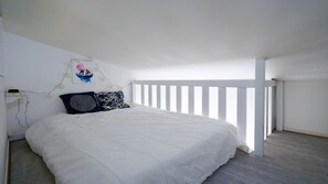 1 bedroom, free WiFi - Beautiful apartment for 4 people, with a view of the sea and private parking (Agde)