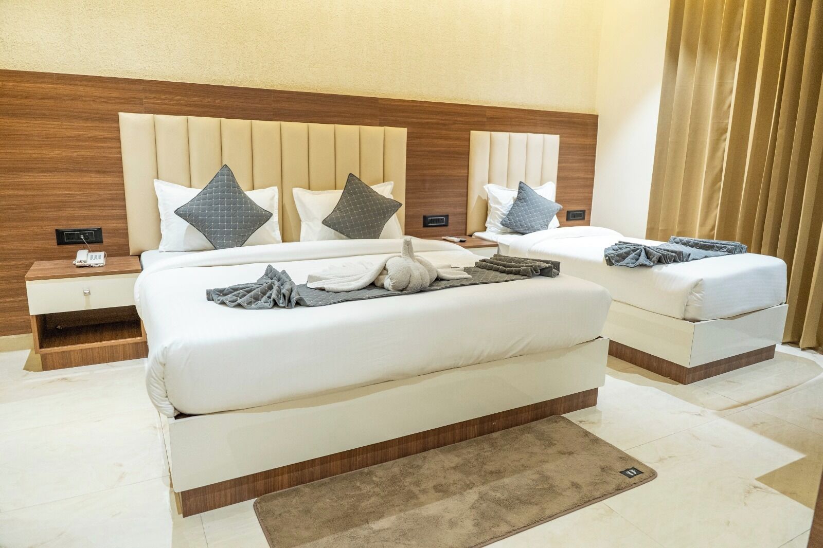 Free WiFi, bed sheets