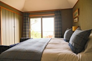 Room - Castle Cottage with panoramic coastal views (Tain)