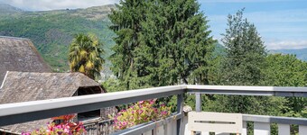 Apartment 'L'Appartement Des Trois Vallées' with Mountain View, Private Terrace and Wi-Fi