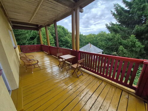 Tornácos Ház.
Terrific 2-bedroom house in Mátraszentimre for a relaxing stay