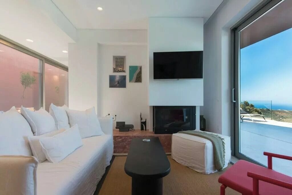 Executive Villa, Sea View | Living area