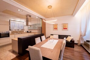 Interior - Luxurious residence with large terrace overlooking Arena (Verona)