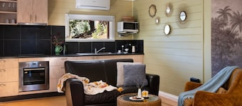 Avalon indoor and outdoor spa