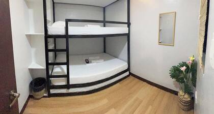 Comfort Family Room for Groups with AC