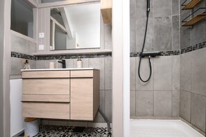 Shower, hair dryer