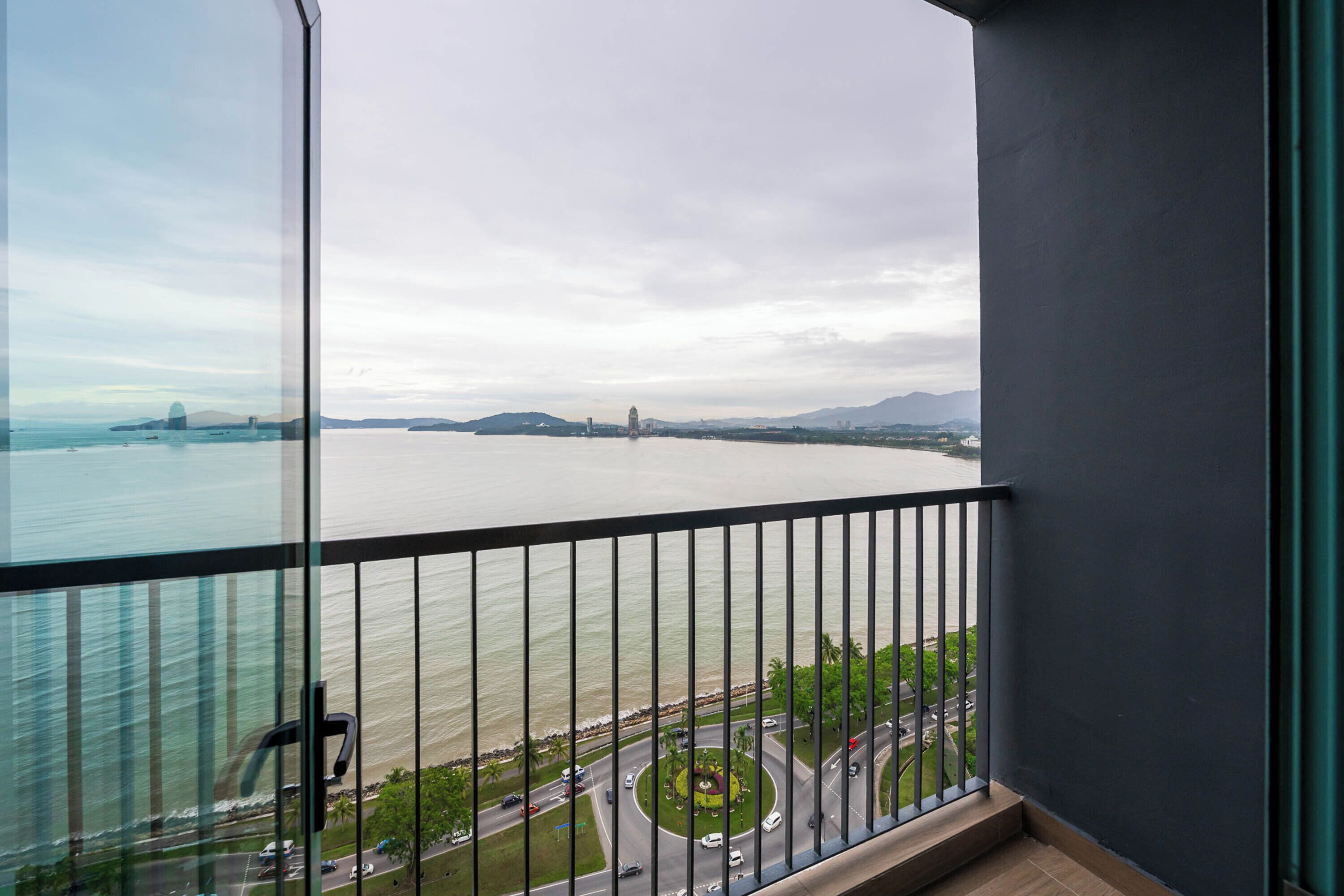 Suite Deluxe, 2 habitaciones, no fumadores | Balcón
