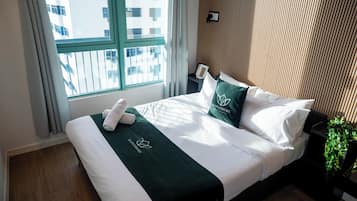 Suite Executive, 2 camere da letto, non fumatori | Con stile personalizzato, con arredamento individuale, tende oscuranti