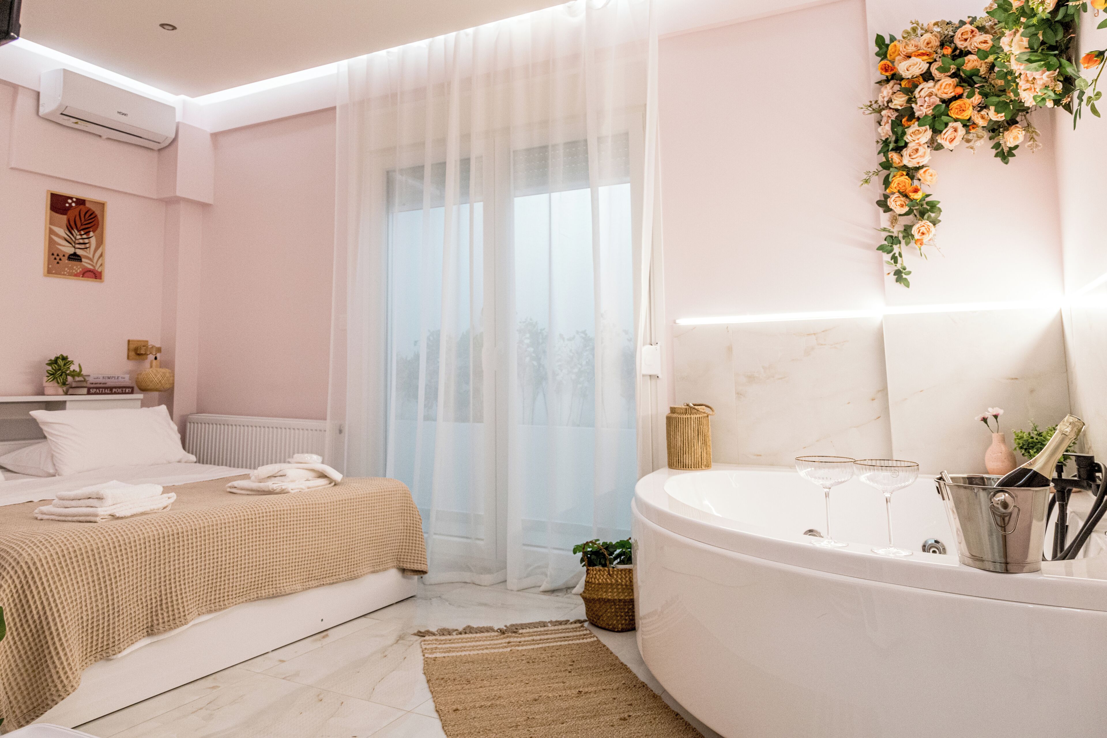 1 chambre, fer et planche à repasser, lit parapluie, Wi-Fi gratuit