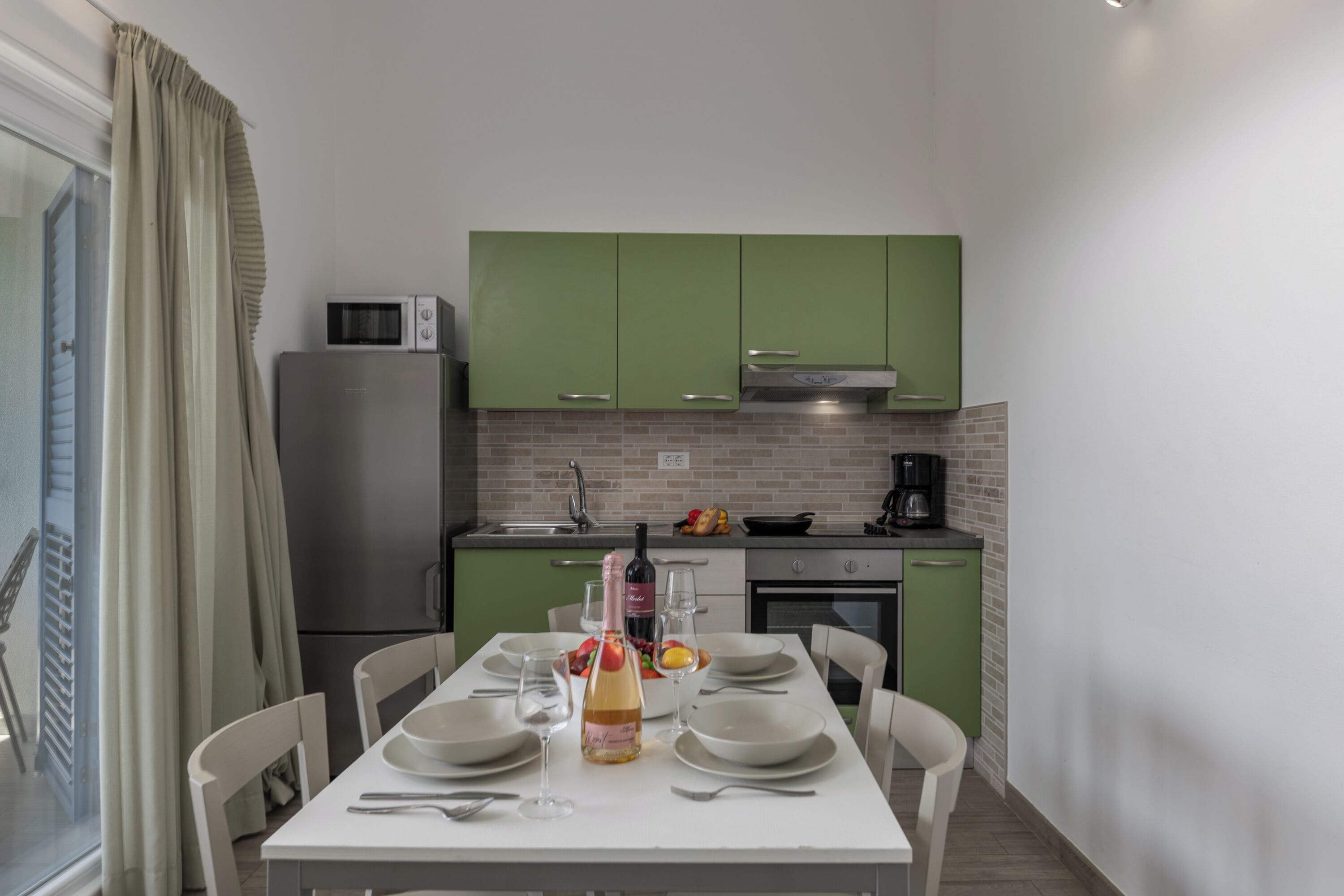Family Apartment, 1 Bedroom, Balcony (Wabi Sabi Apt3 Pool & Sea View) | Dining room
