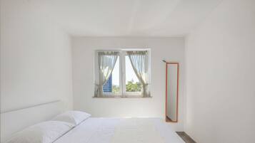 Family Apartment, 1 Bedroom, Microwave (Wabi Sabi Apt1 Pool & Garden) | 1 bedroom