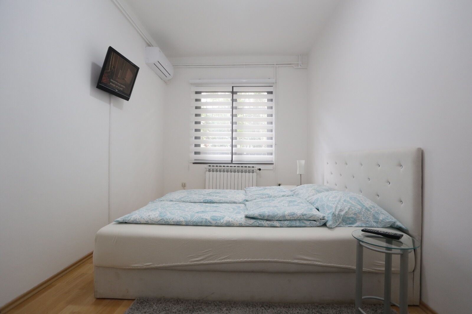 3 chambres, fer et planche à repasser, Wi-Fi gratuit, draps fournis
