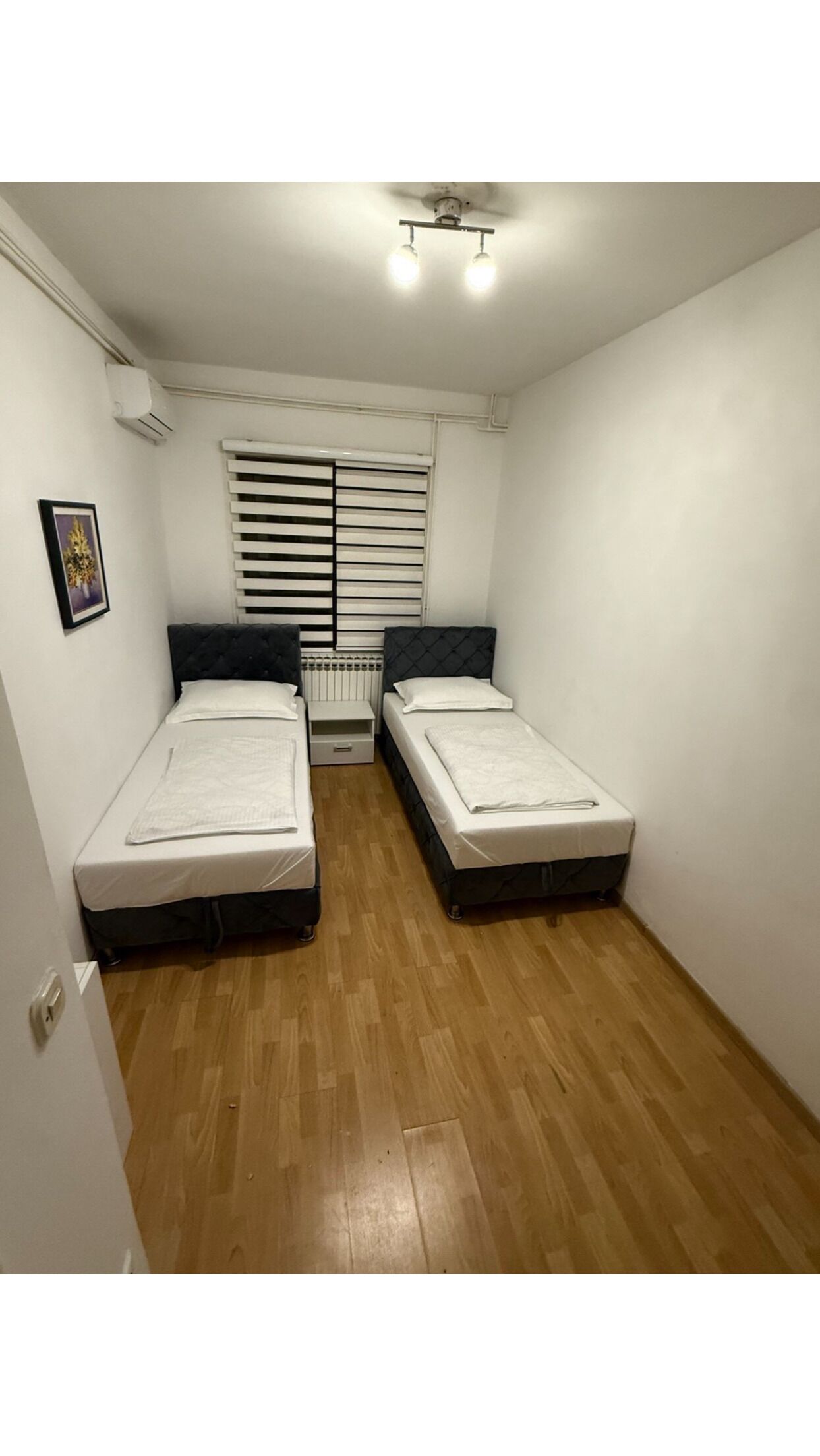 3 slaapkamers, een strijkplank/strijkijzer, gratis wifi, beddengoed