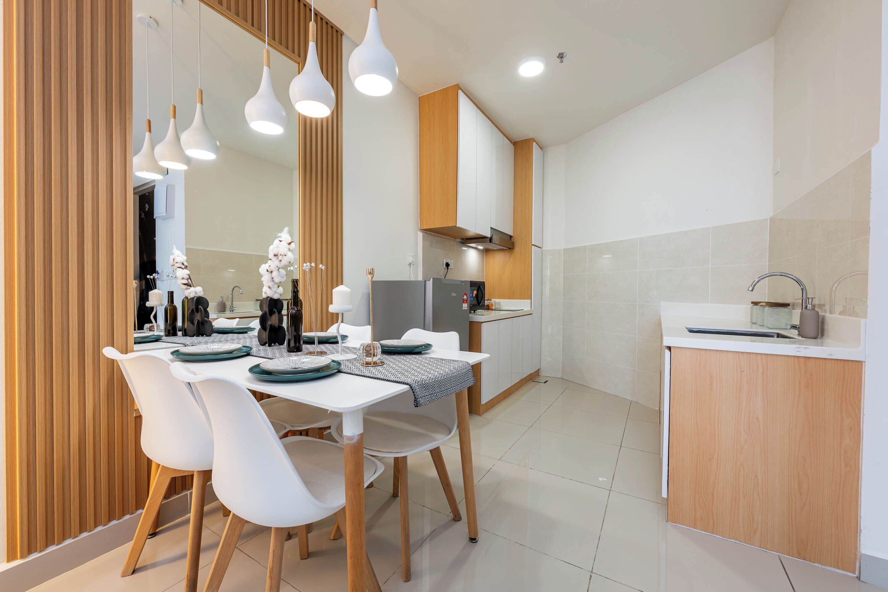 Premier Suite, 1 Bedroom, Sea View | Private kitchen | Fridge, microwave, stovetop, cookware/dishes/utensils