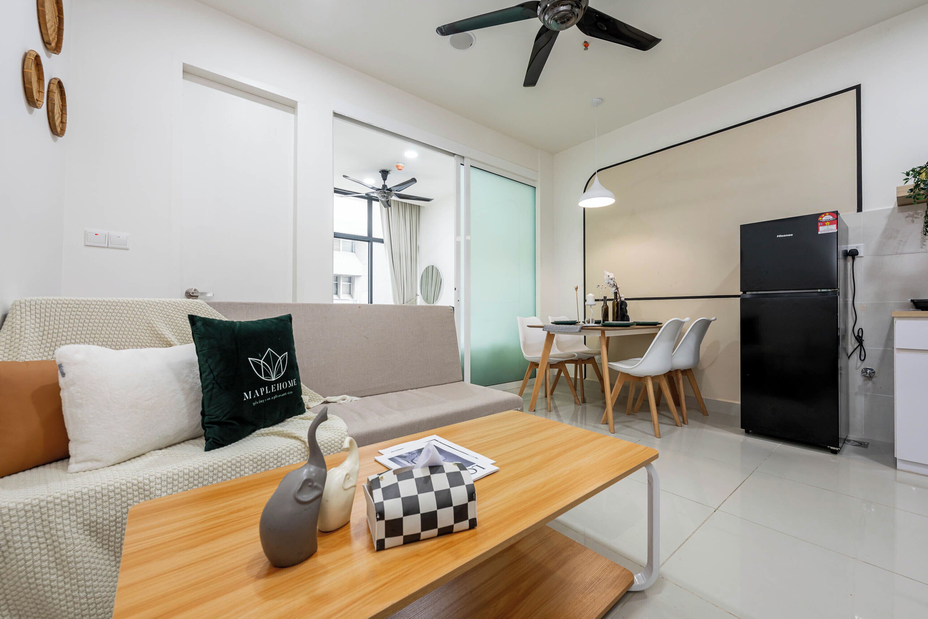Deluxe Suite, 2 Bedrooms, Balcony | Living area | 43-inch flat-screen TV with cable channels