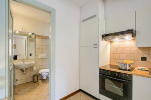 Standard Studio, Mountain View, Lakeside (Palazzo Gritti Fiordaliso) | Interior - Palazzo Gritti Apartments (Morcote)