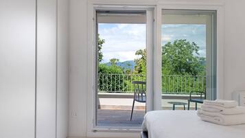 1 habitación, wifi y ropa de cama