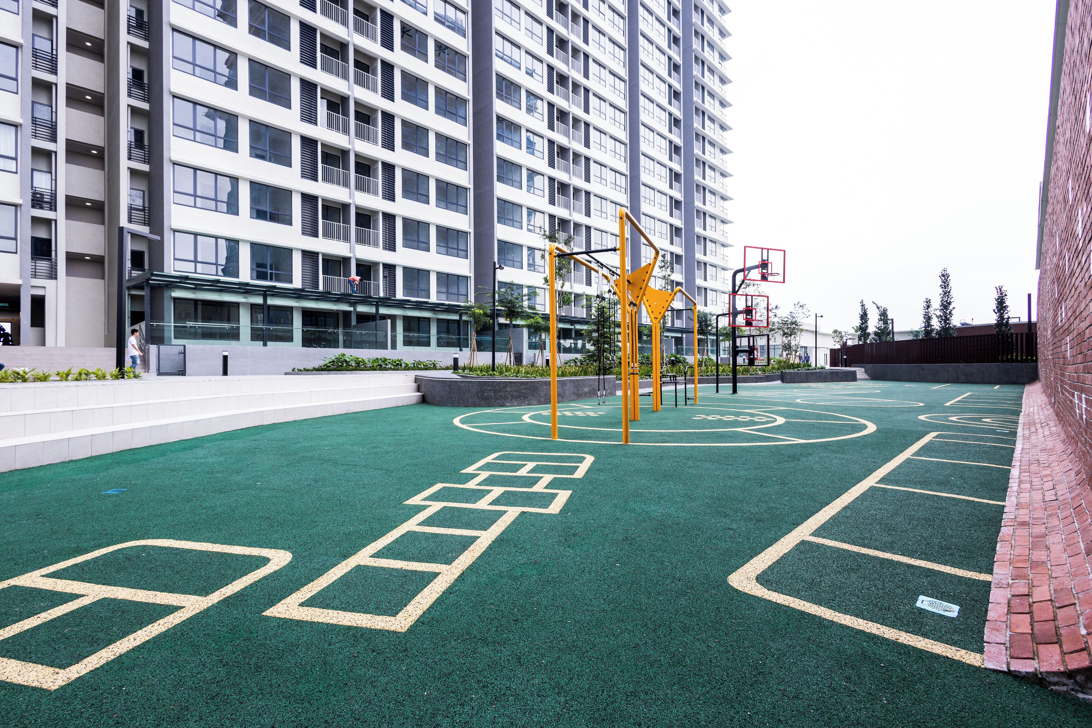 Children’s play area – outdoor