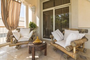 Terrace/patio - Deluxe Imperial Punta Cana (Punta Cana)